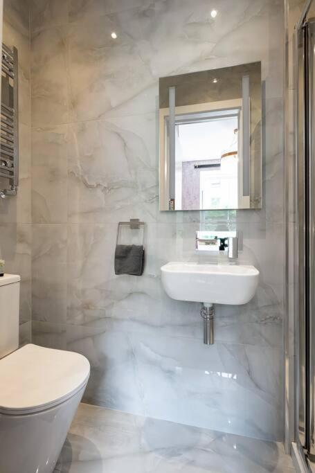 1Lsr - High-End Luxury 2 Bed Designer Apartment Лондон Екстер'єр фото
